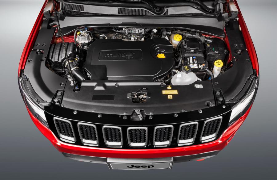 Моторный отсек Jeep Compass Trailhawk 2016 года  (LA) (фото 11 из 27)